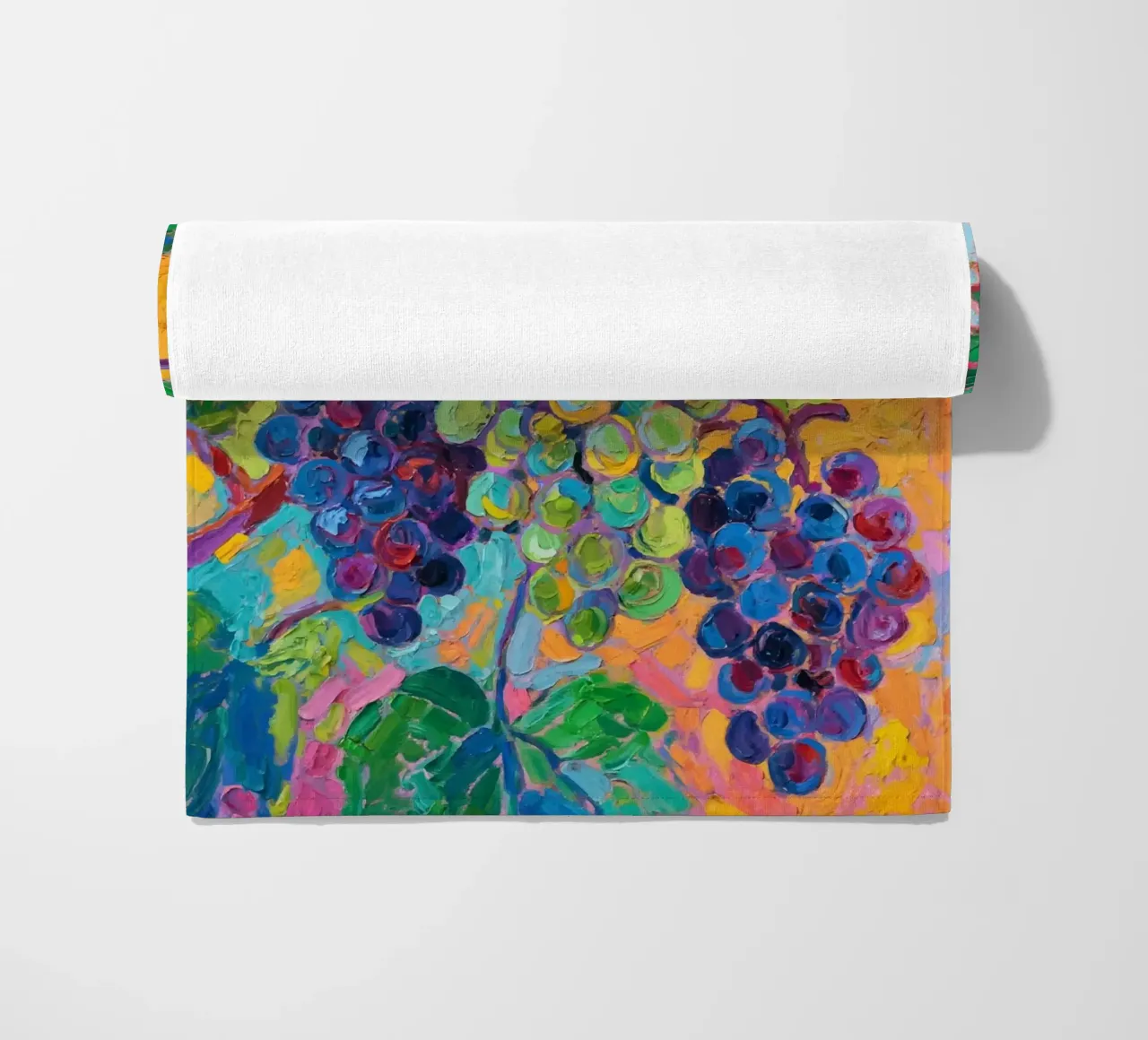 Uva e foglie verdi telo mare da Slash Shop