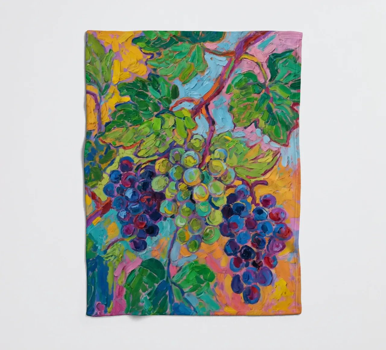 Uva e foglie verdi coperta in pile da Slash Shop