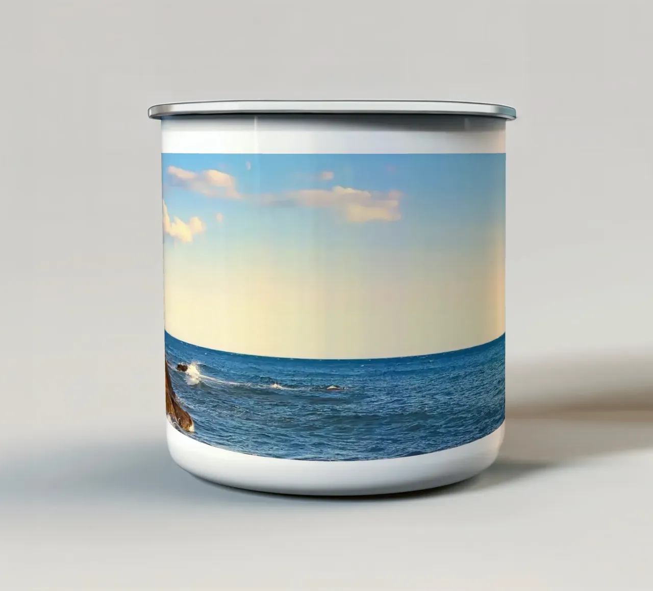 Ora in paradiso tazza in smalto da Romy Mueller Waterworld