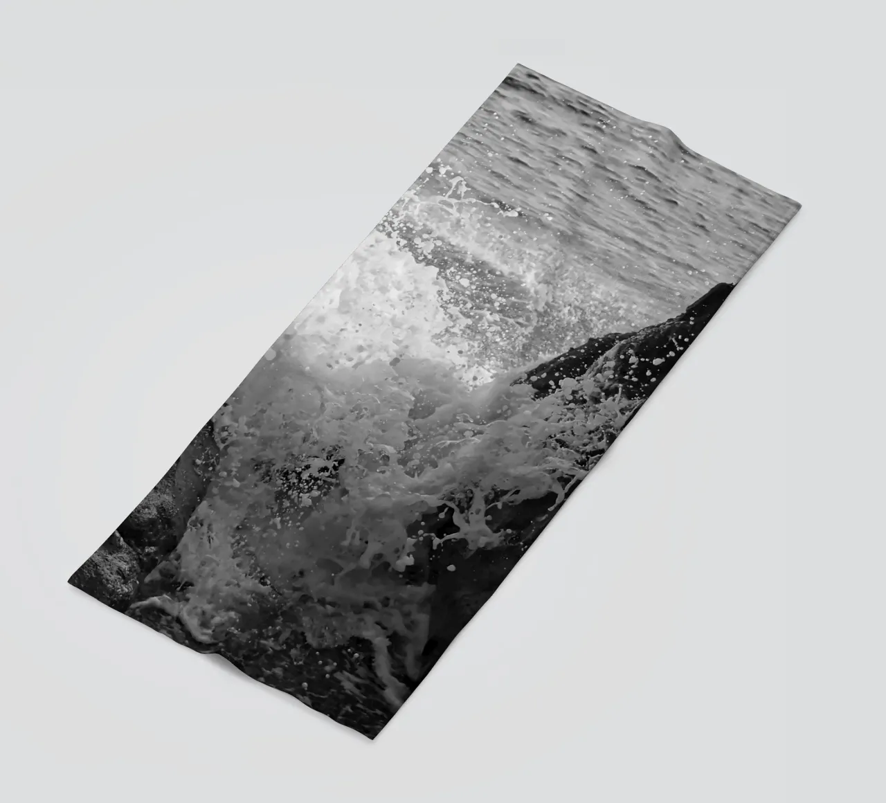 L'atmosfera drammatica product.type.towel-beach common.byCreator Romy Mueller Waterworld