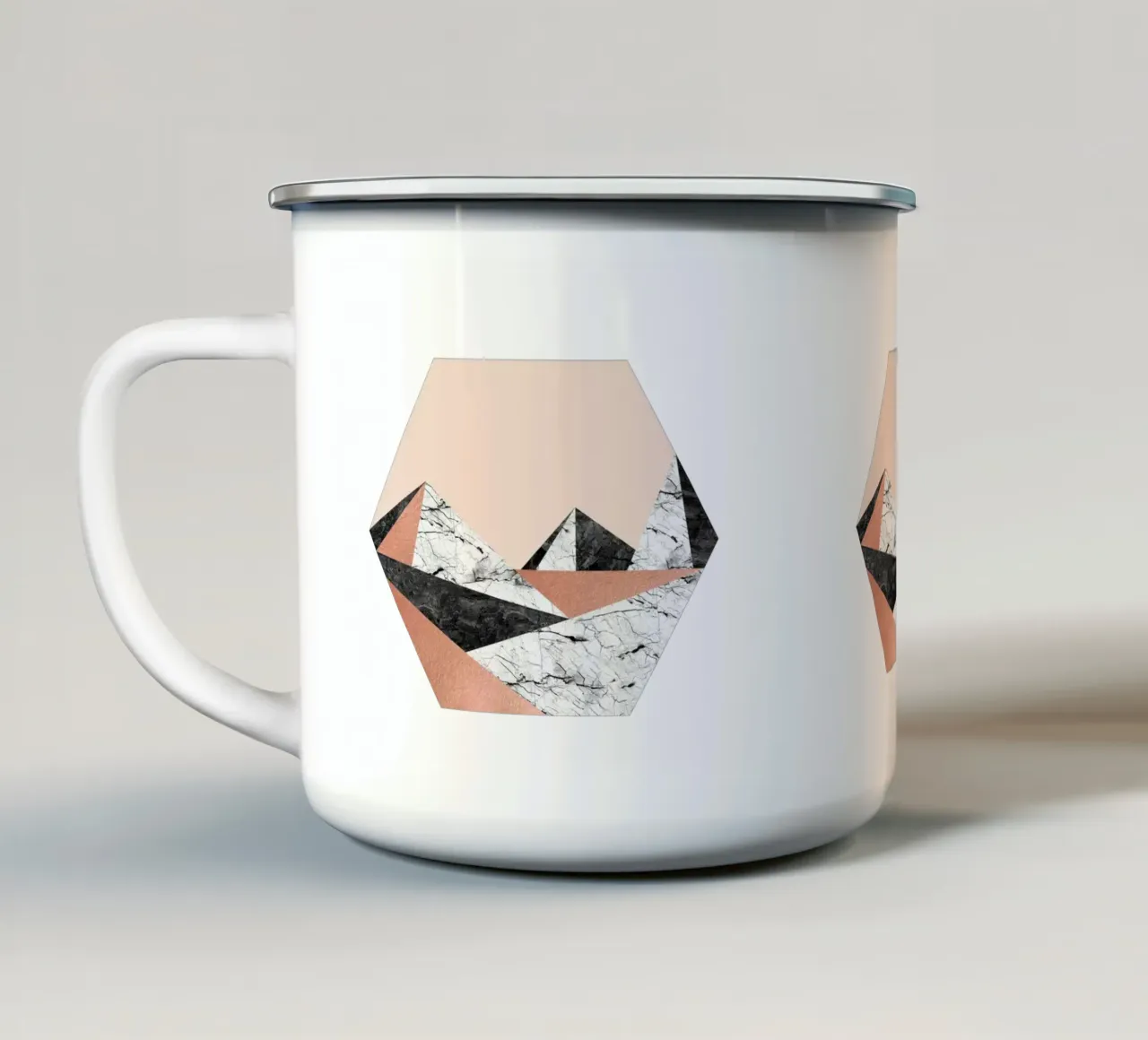 Paesaggio geometrico III tazza in smalto da Orara Studio