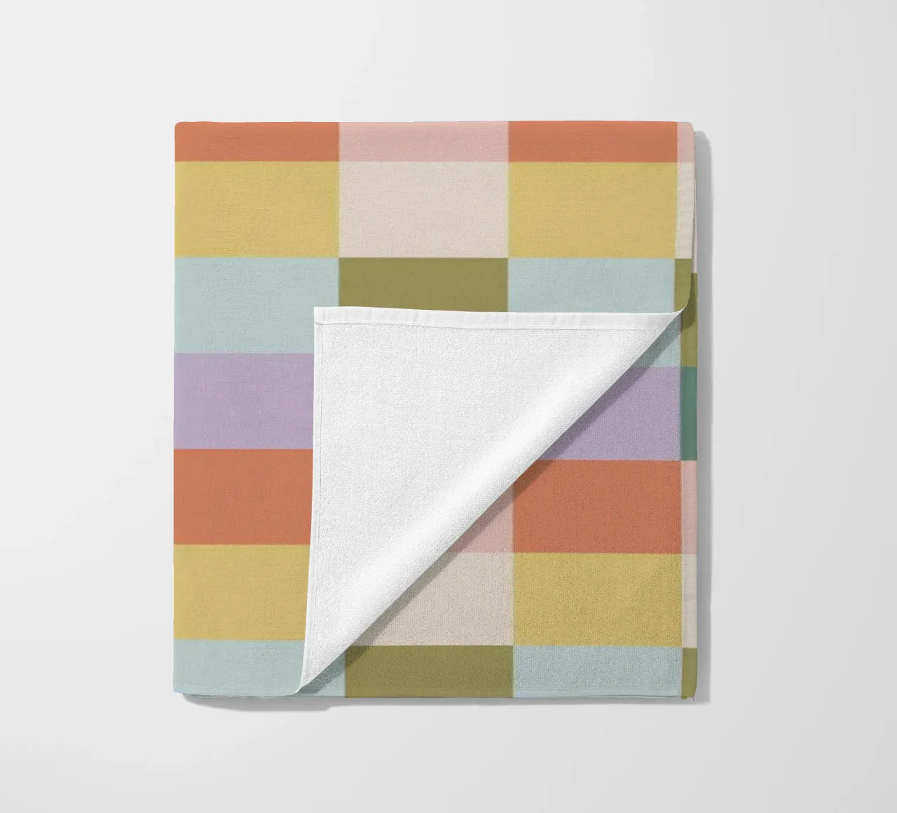 Motivo a scacchiera multicolore telo mare da Altruist Studio