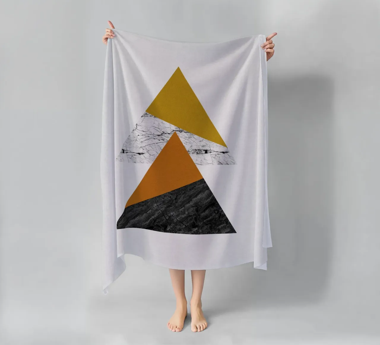 Triangoli geometrici telo mare da Orara Studio