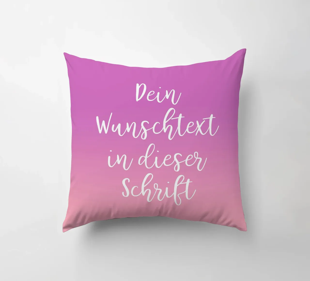 Wunschtext in Schreibschrift auf lila rosa gradient Kissen von BAINAI BRICK