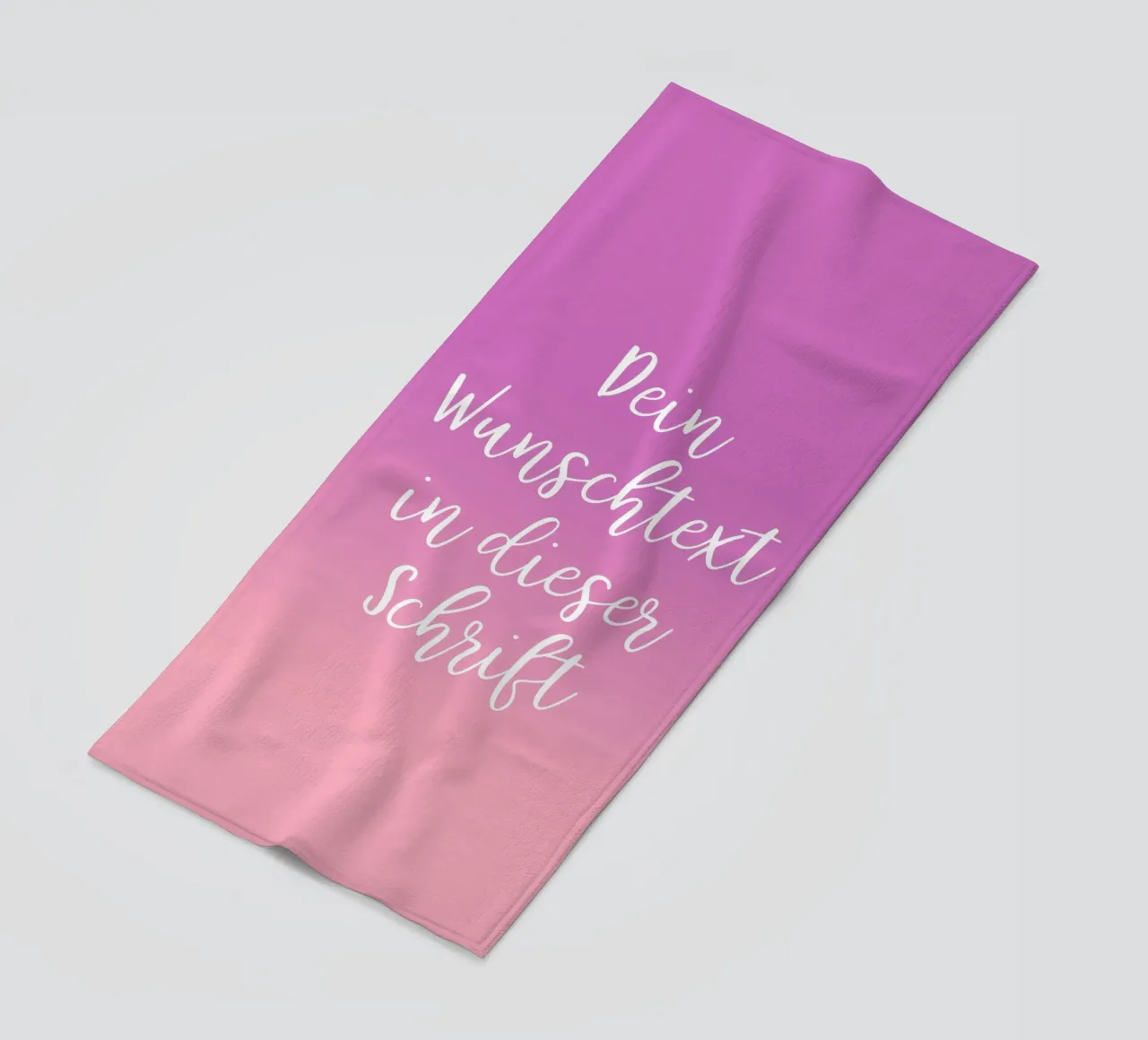 Wunschtext in Schreibschrift auf lila rosa gradient telo mare da BAINAI BRICK