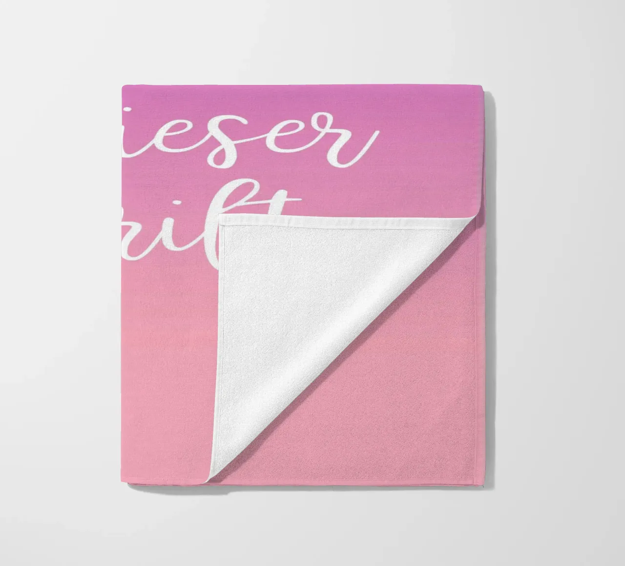 Wunschtext in Schreibschrift auf lila rosa gradient telo mare da BAINAI BRICK