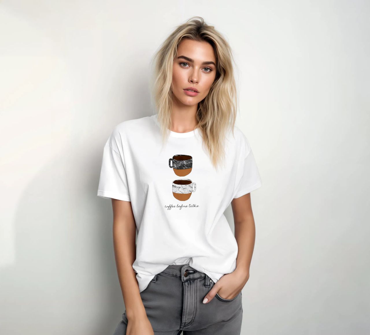 Caffè prima di parlare t-shirt da Orara Studio
