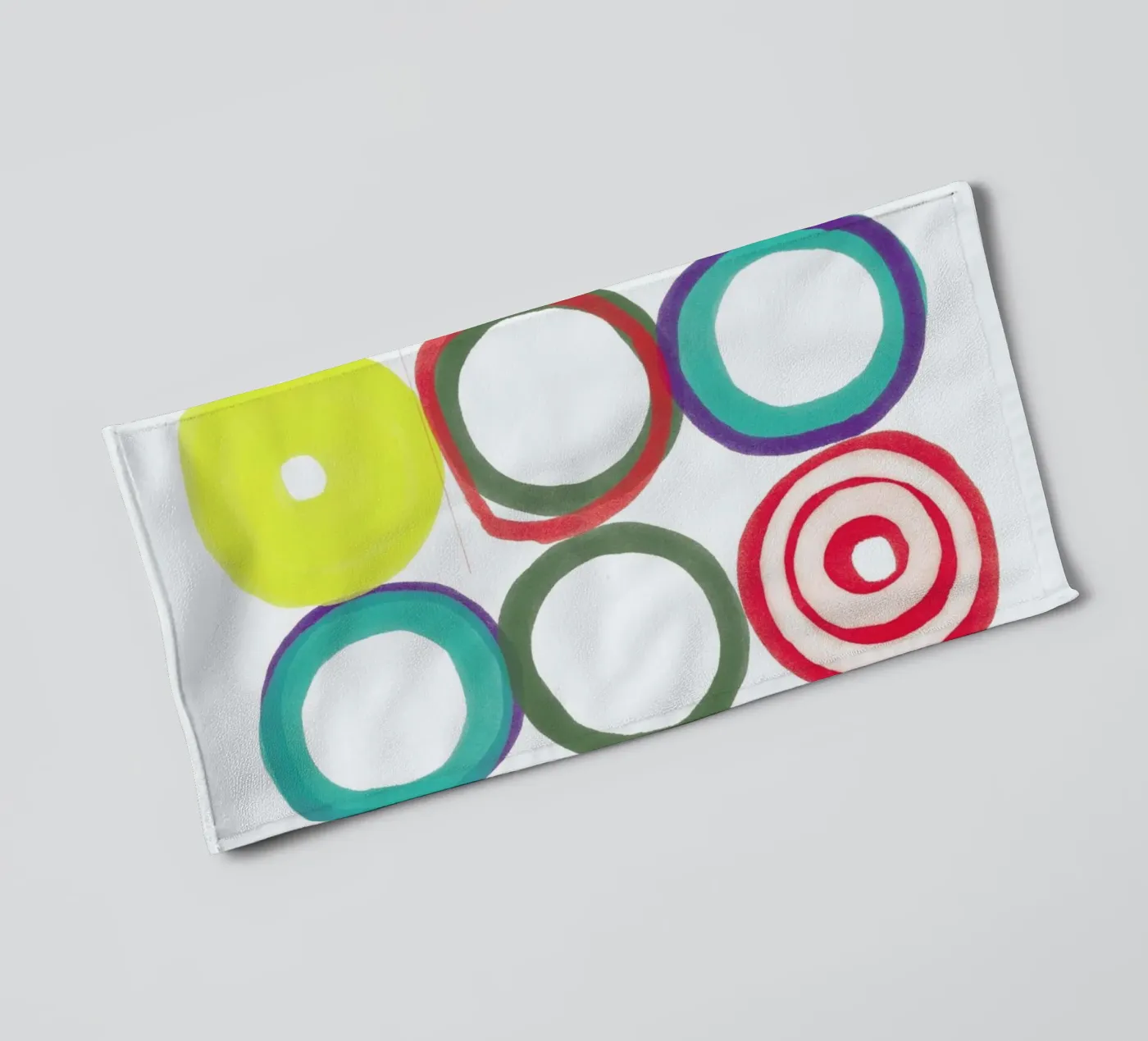 Circles towel by Catherine Aguilar