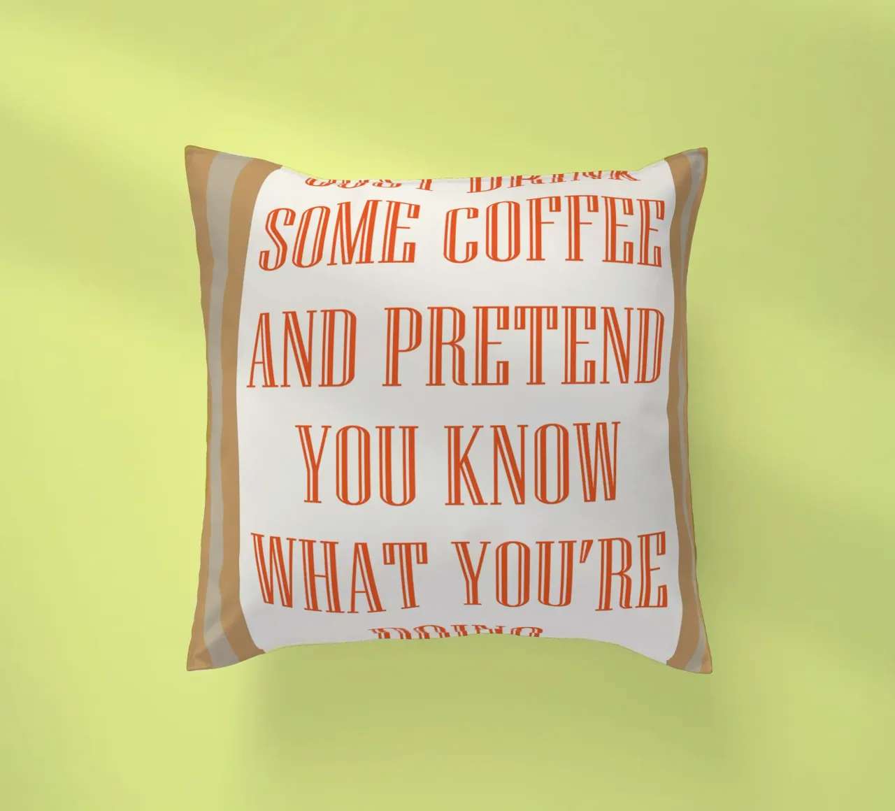 bere un po' di caffè cuscino da Mutiaram