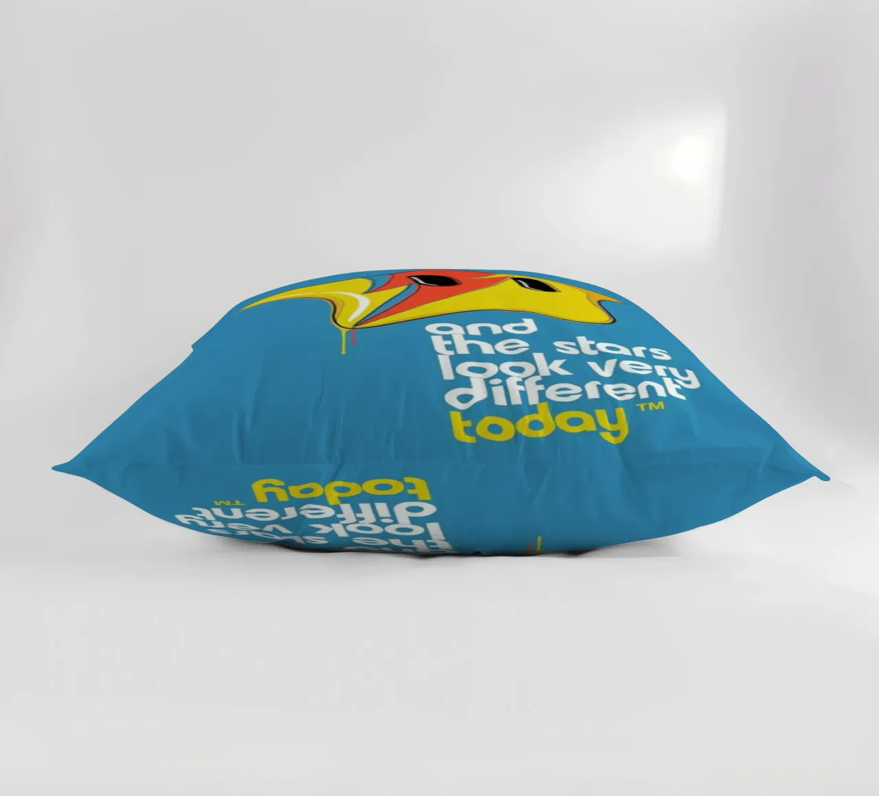 Space Oddity Game Program cuscino da Butcher Billy