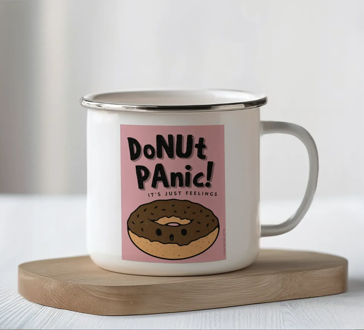 Donut Panic! tazza in smalto da PurePeachArt