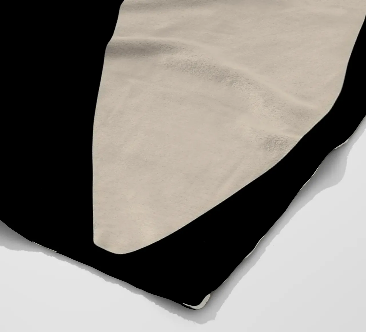 Collisione | Geometria gestuale in bianco e nero coperta in pile da Autofocus