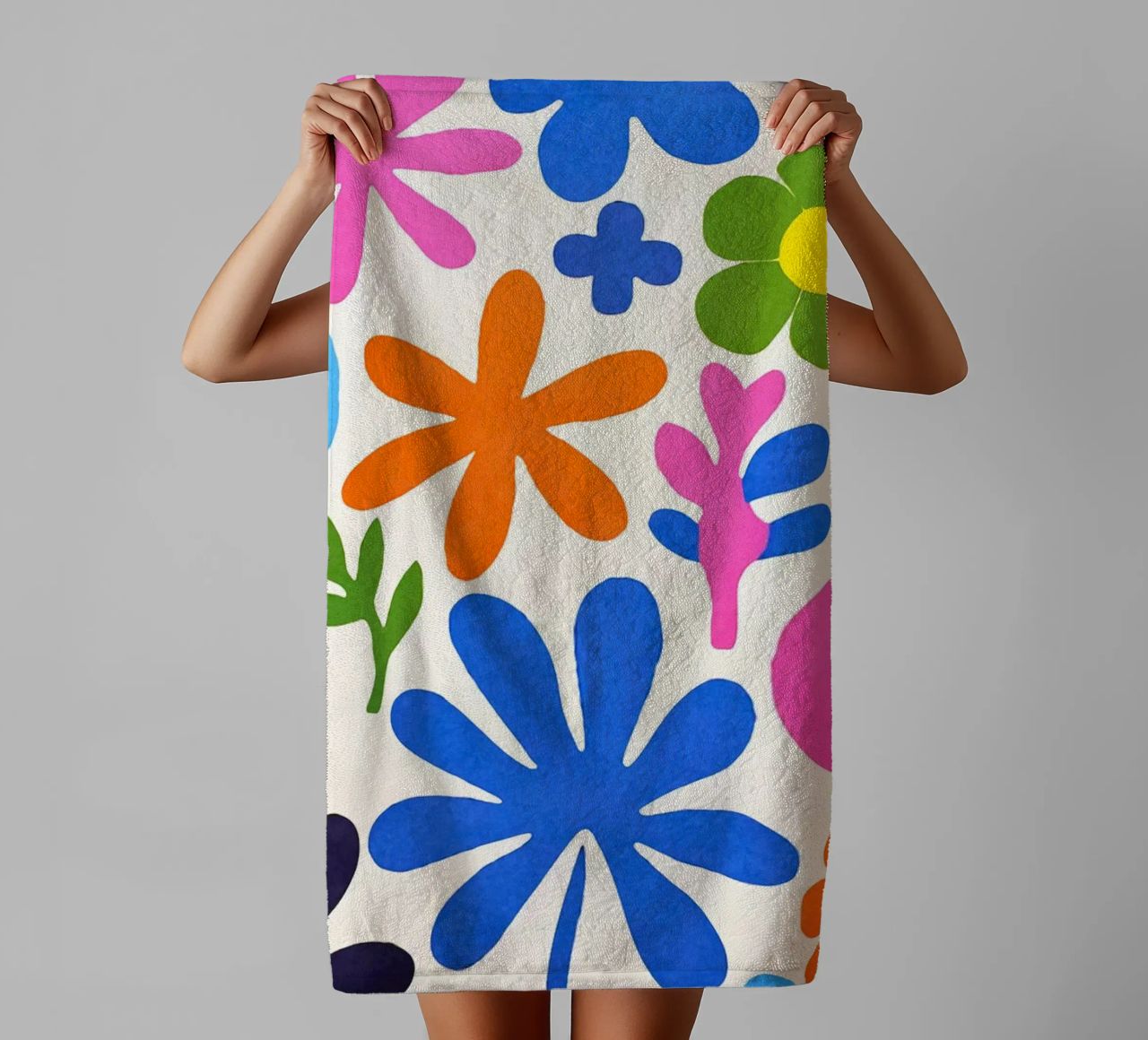 Fiori colorati retrò Groovy Matisse asciugamano da bagno da Andrea Haase Modern Home