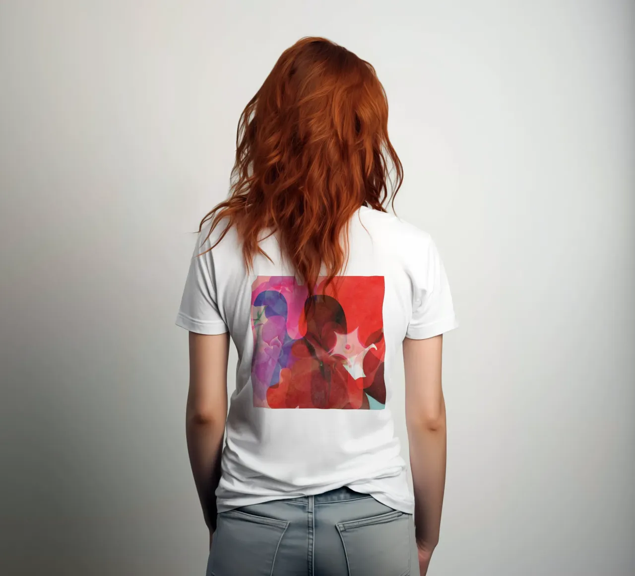 Red Abstract Shapes t-shirt da Shapes and Flowers