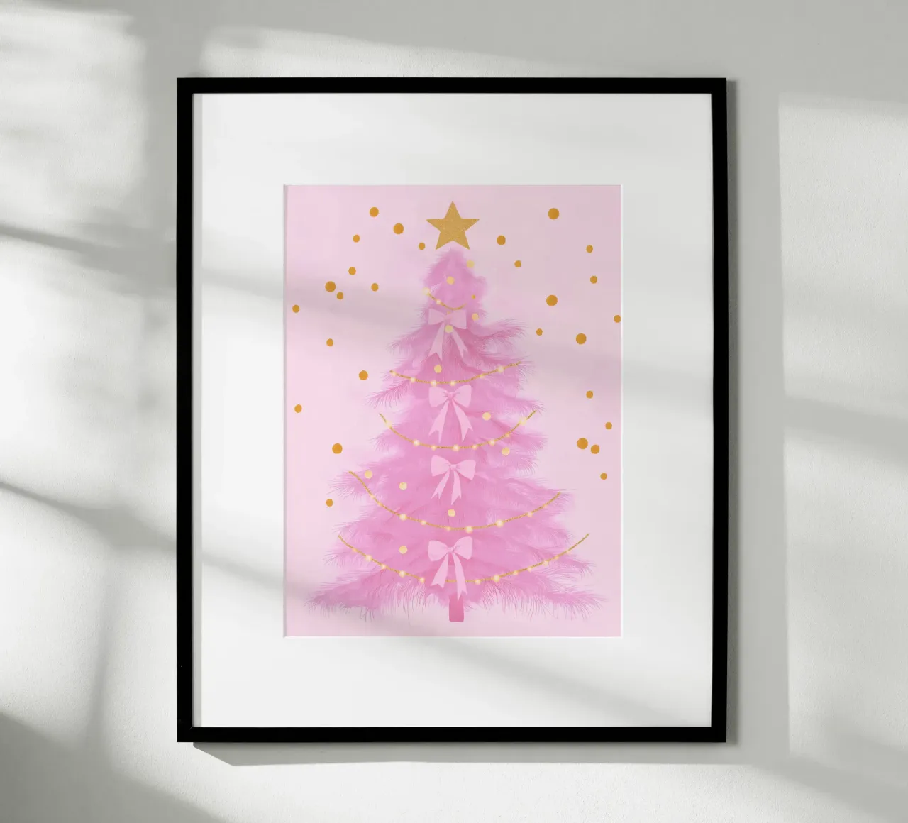 Niedlicher rosa Weihnachtsbaum rosa Schleifen Preppy Coquette Y2K Poster von Gentle Echoes Art