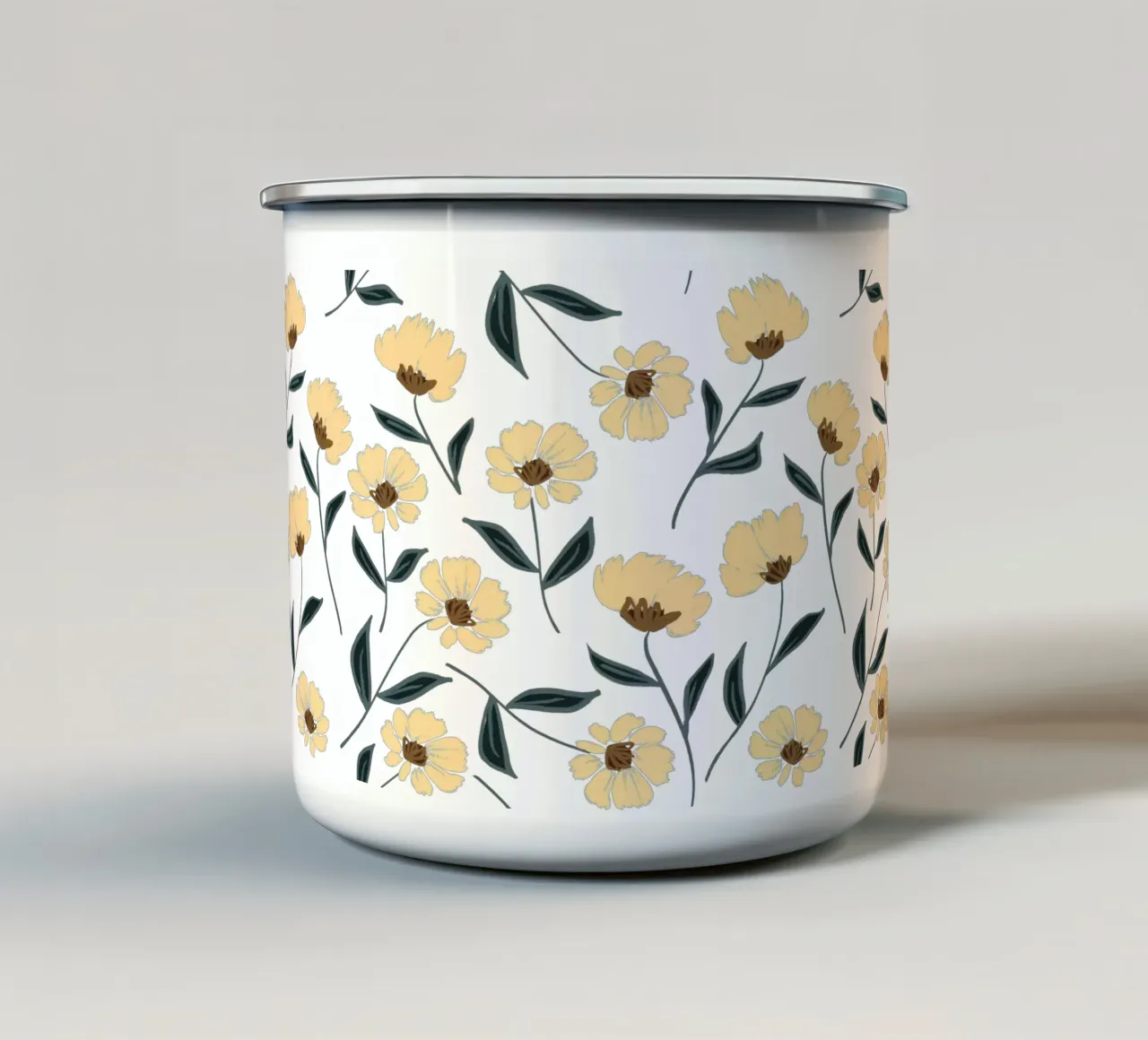Fiori di panna in marrone tazza in smalto da Petra Lang - Floral Art