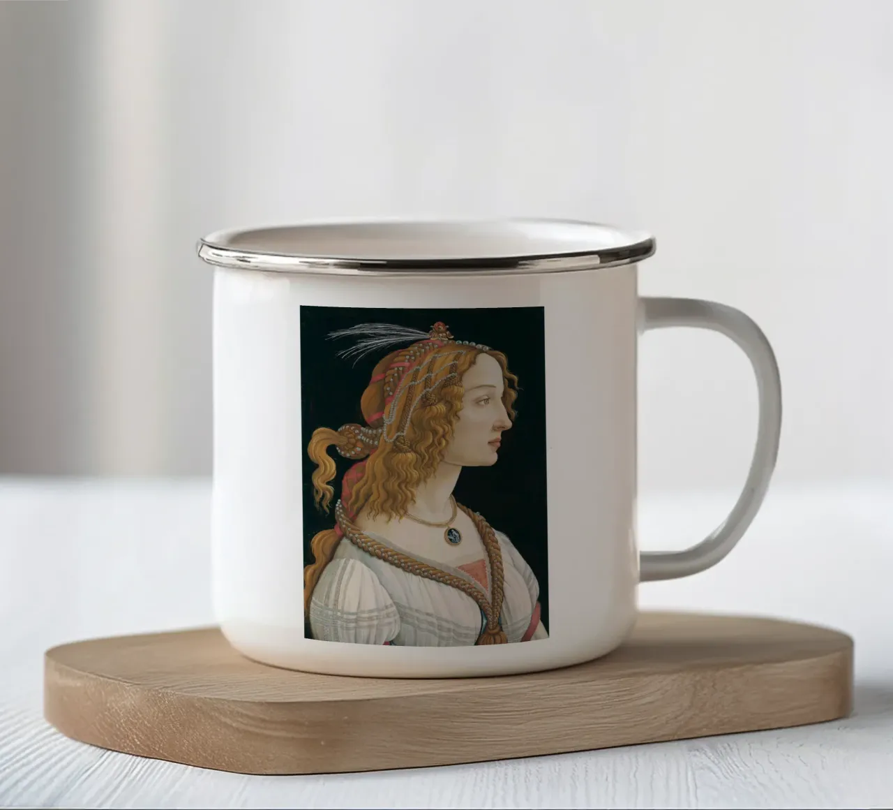 Sandro Botticelli - Ritratto idealizzato di signora tazza in smalto da Timeless Artworks
