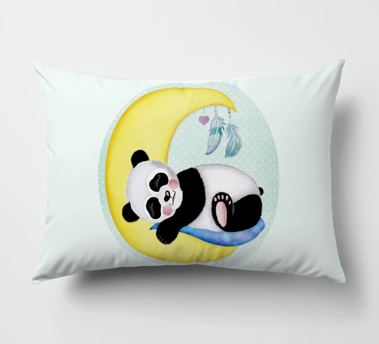 Il piccolo è arrivato. Congratulazioni dal piccolo panda. cuscino da CalliLetters