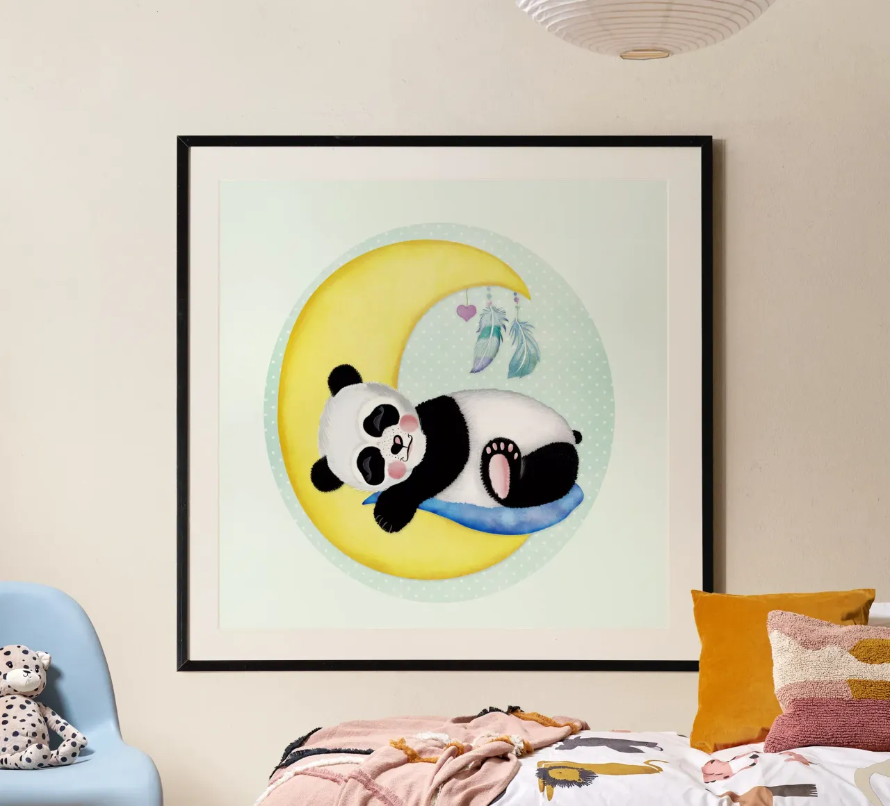 Il piccolo è arrivato. Congratulazioni dal piccolo panda. poster con telaio in alluminio da CalliLetters
