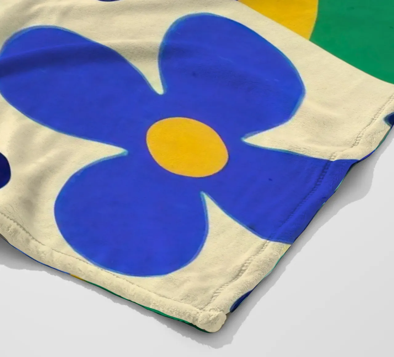 Bold Folkloric Forms Fleecedecke von Sky Velour