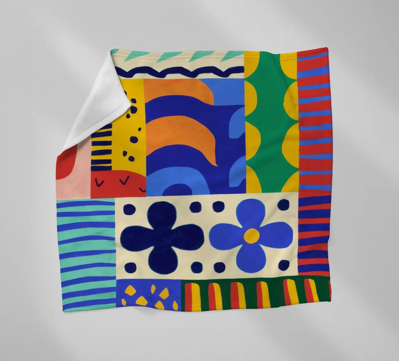 Bold Folkloric Forms Fleecedecke von Sky Velour