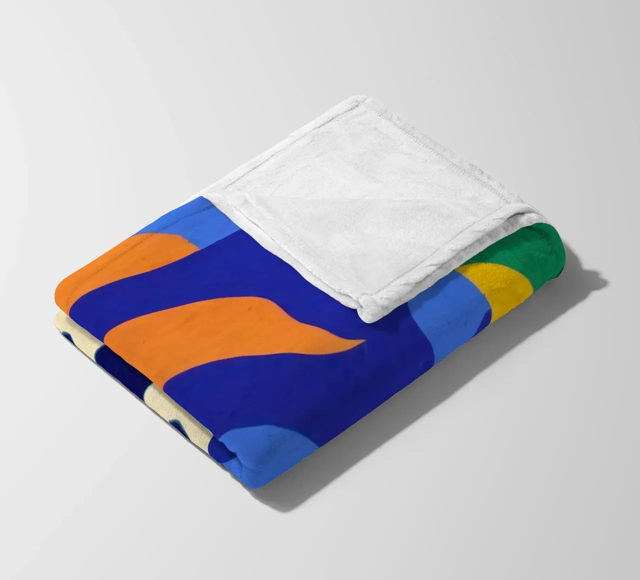 Bold Folkloric Forms Fleecedecke von Sky Velour