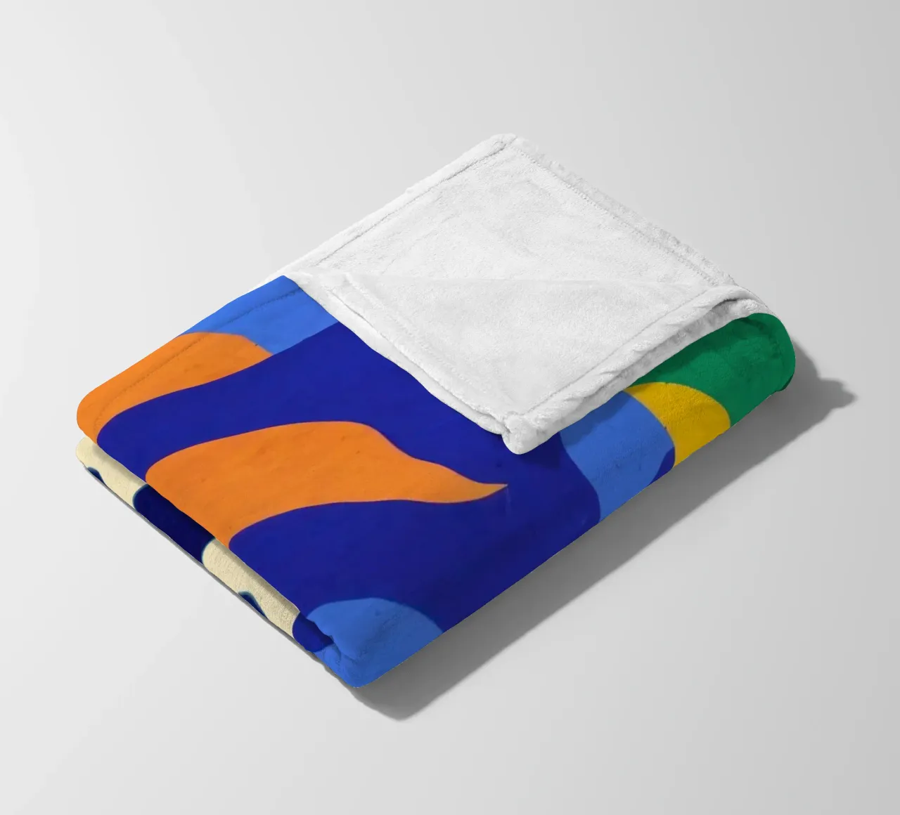 Bold Folkloric Forms Fleecedecke von Sky Velour