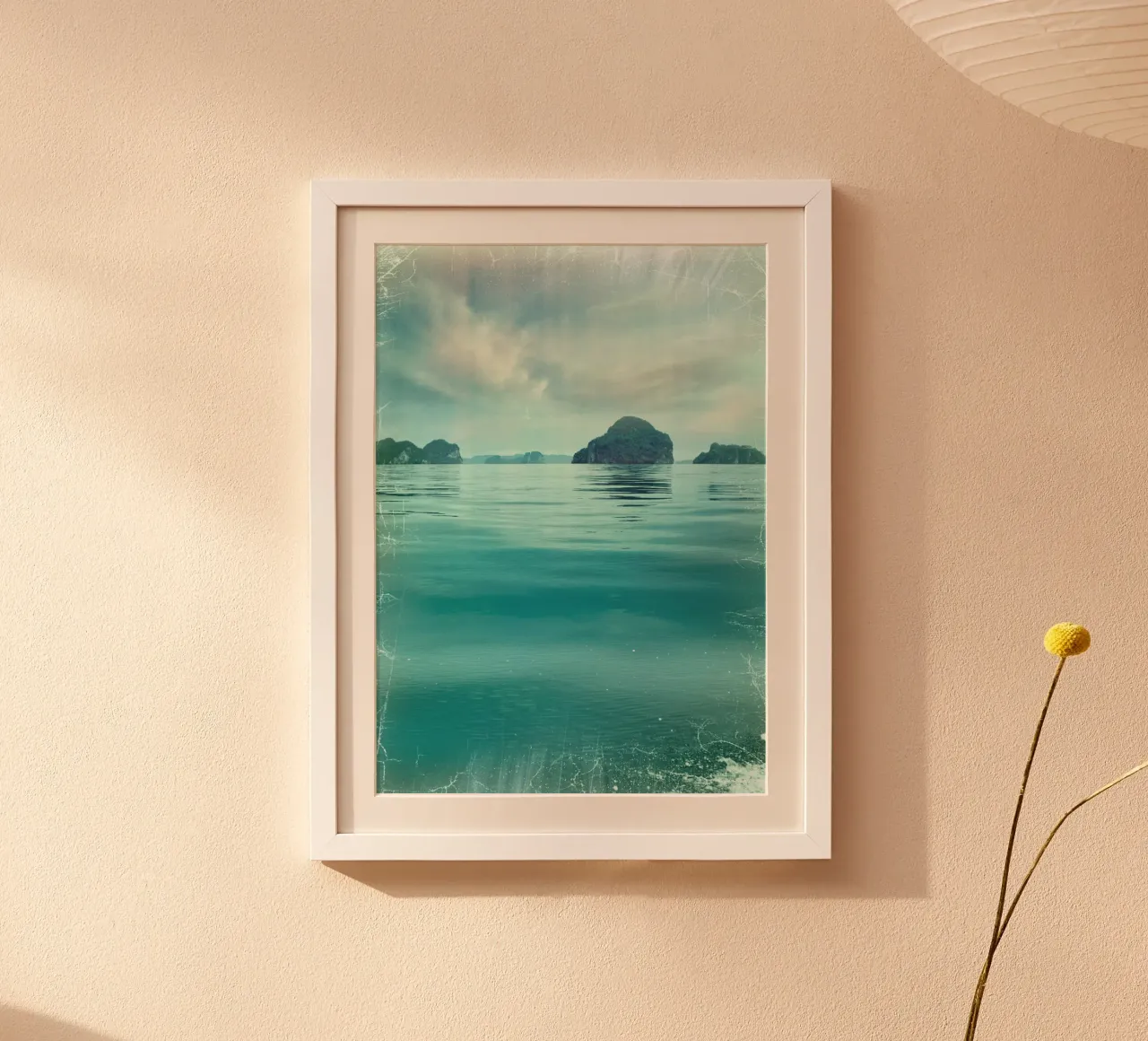 Isole da sogno dall'acqua poster con telaio in plastica da Eva Nev Photography