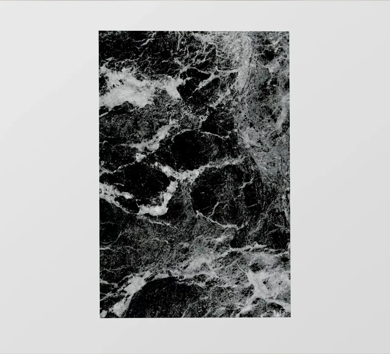 Marble pellicola backlit da Three Of The Possessed