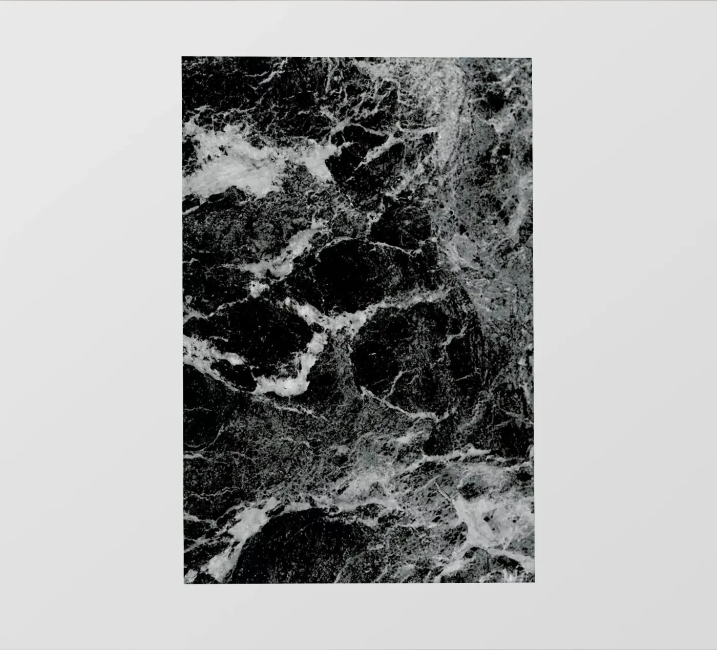 Marble backlit folie van Three Of The Possessed