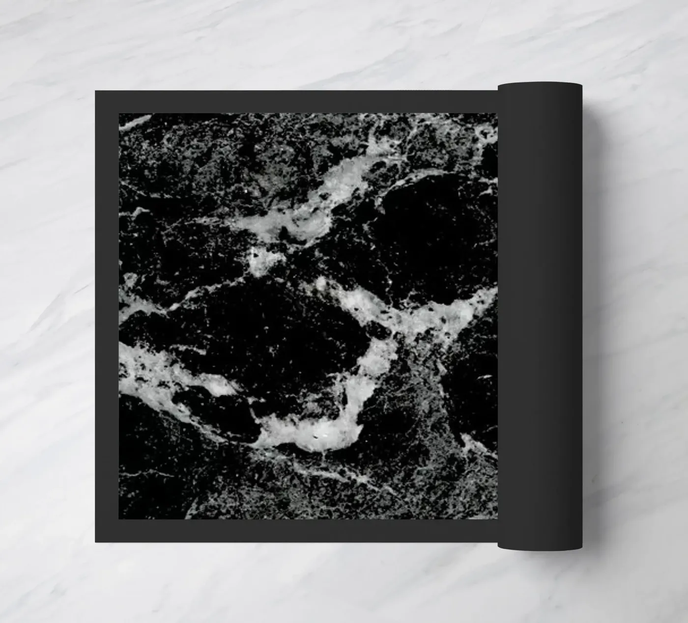 Marble Fußmatte von Three Of The Possessed