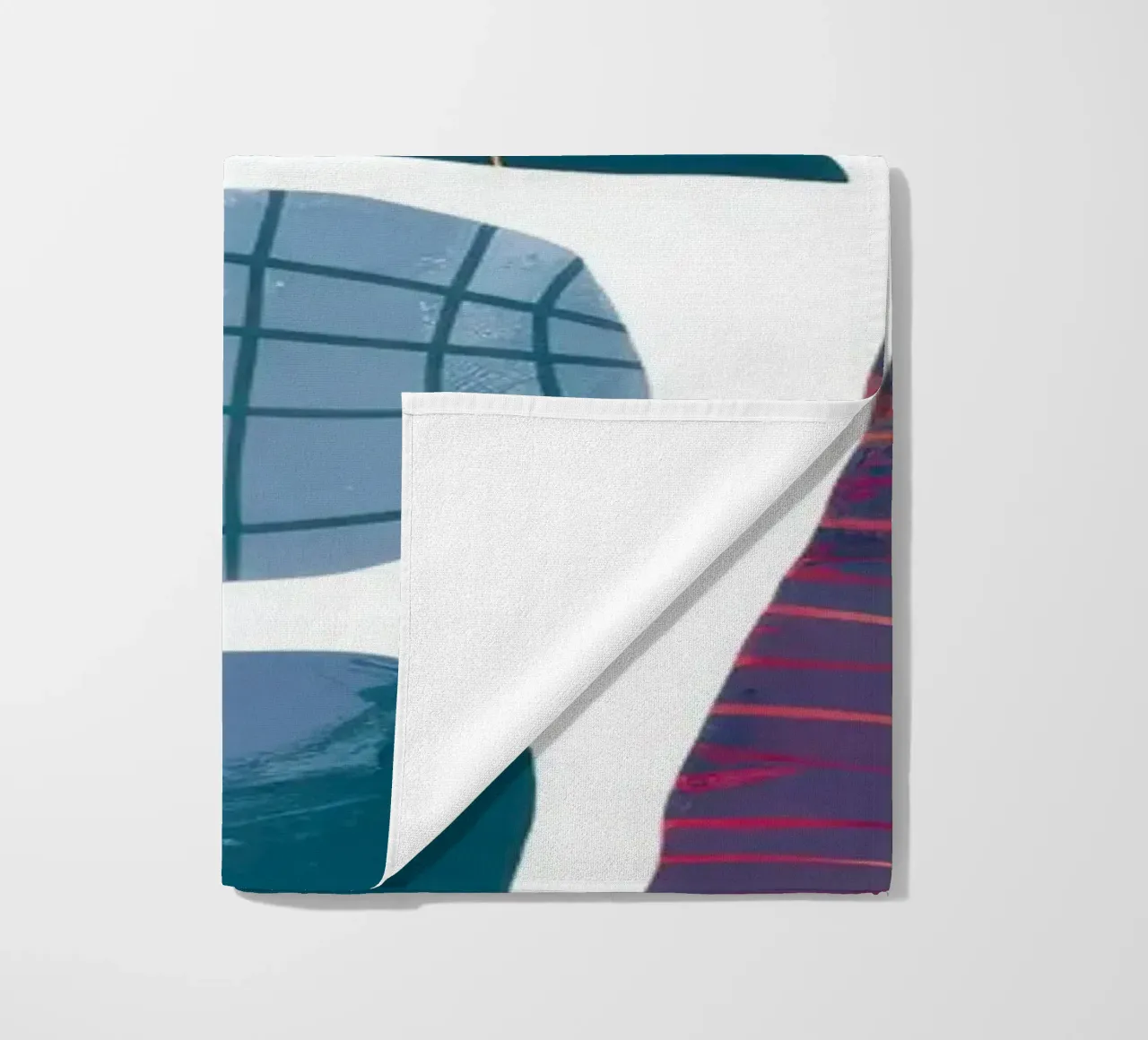 Assemblaggio di forme moderniste telo mare da Sky Velour