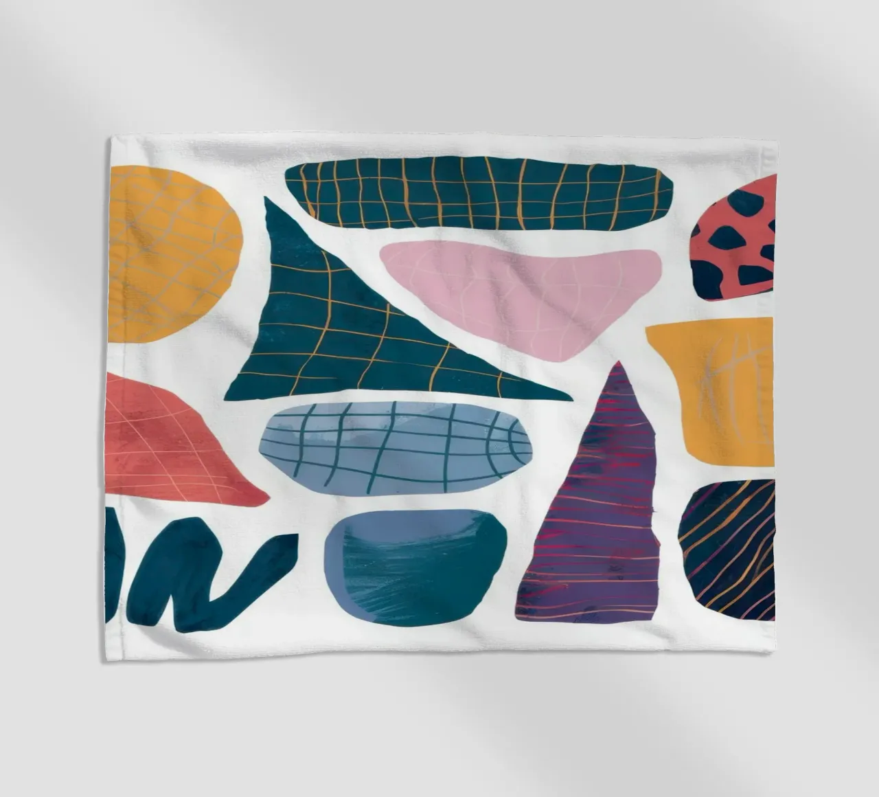 Assemblaggio di forme moderniste telo mare da Sky Velour