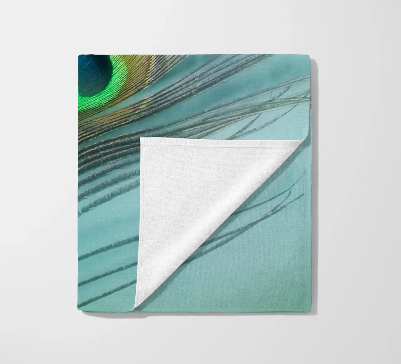 Pavone telo mare da Eva Nev Photography