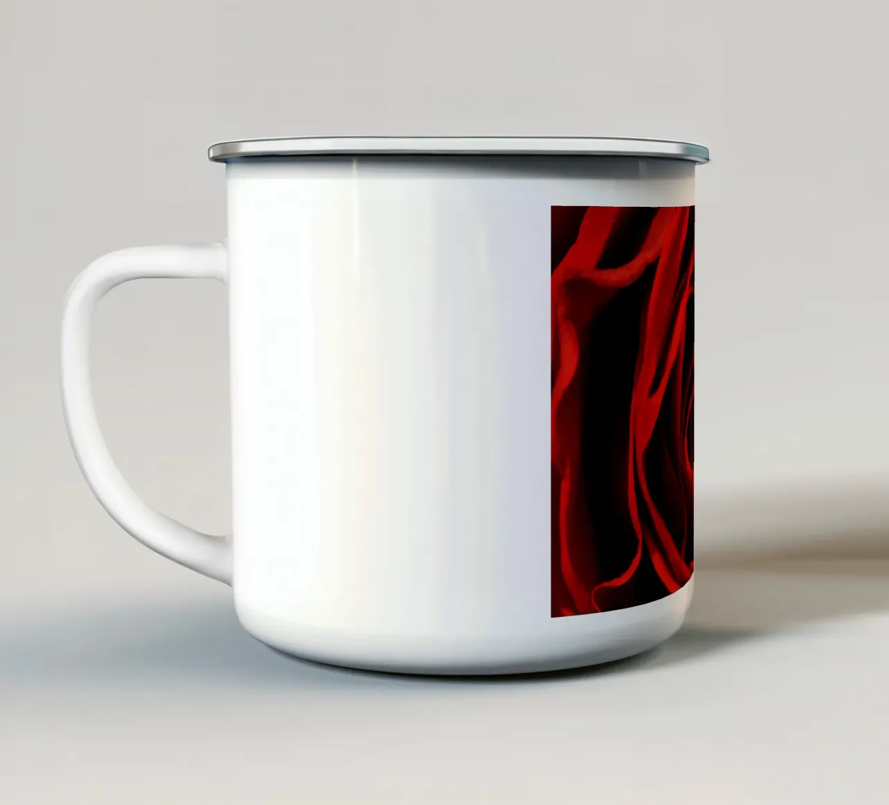 Rosa rossa tazza in smalto da Atteloi