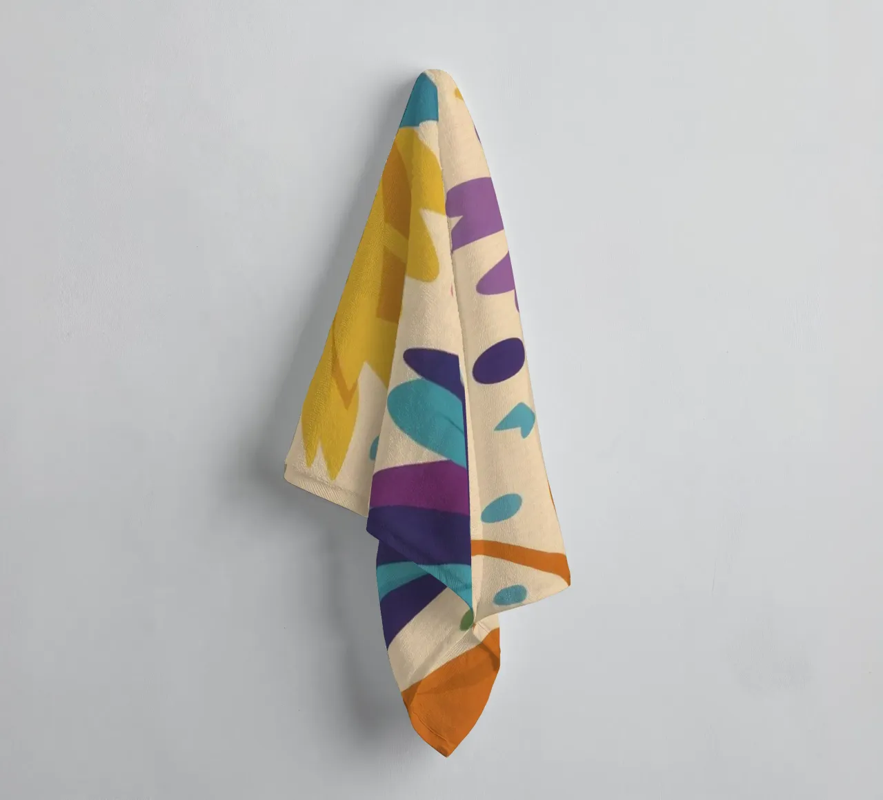 Patch di fiori selvatici stravaganti asciugamano da bagno da Solace Light