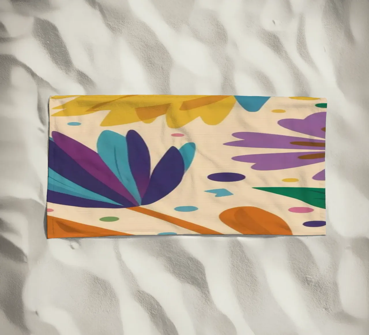 Patch di fiori selvatici stravaganti telo mare da Solace Light