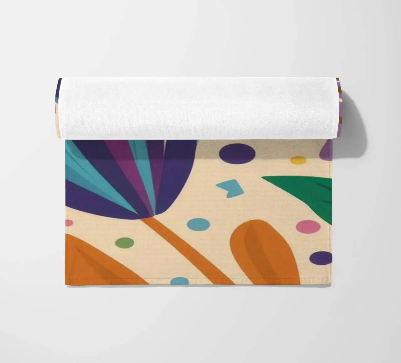 Patch di fiori selvatici stravaganti telo mare da Solace Light