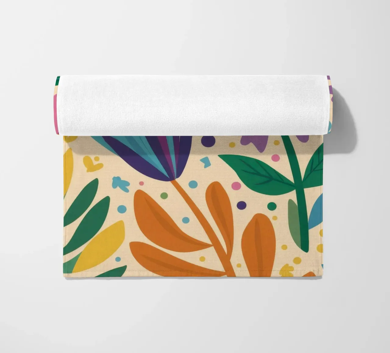 Patch di fiori selvatici stravaganti telo mare da Solace Light