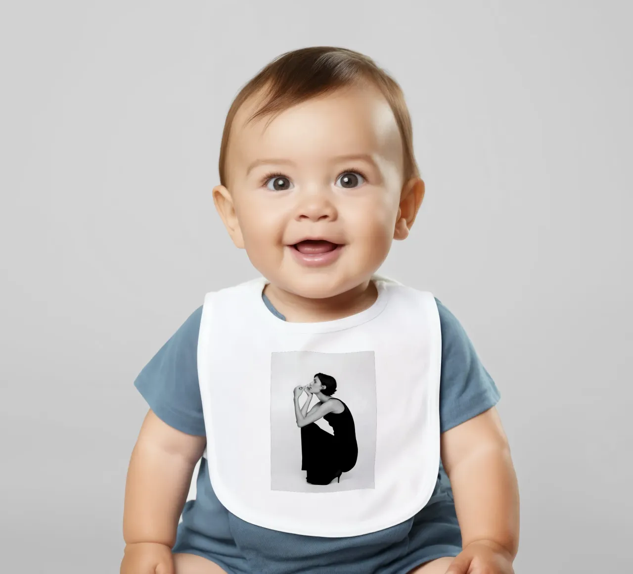 Linea monocromatica bavaglino da Galery Vintage