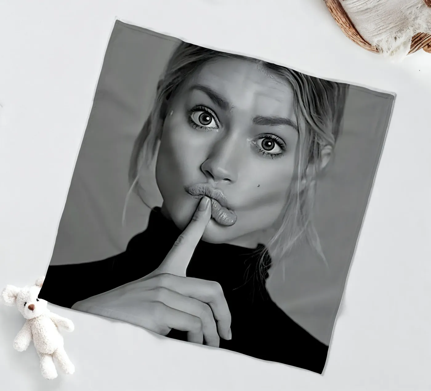 Ssst.... Fleecedecke von Galery Vintage