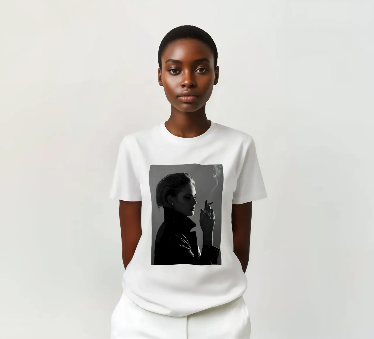 Fumo e profilo t-shirt da Galery Vintage