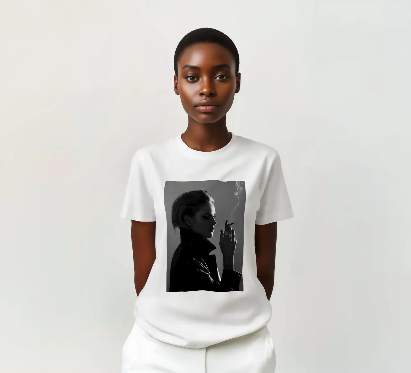 Fumo e profilo t-shirt da Galery Vintage