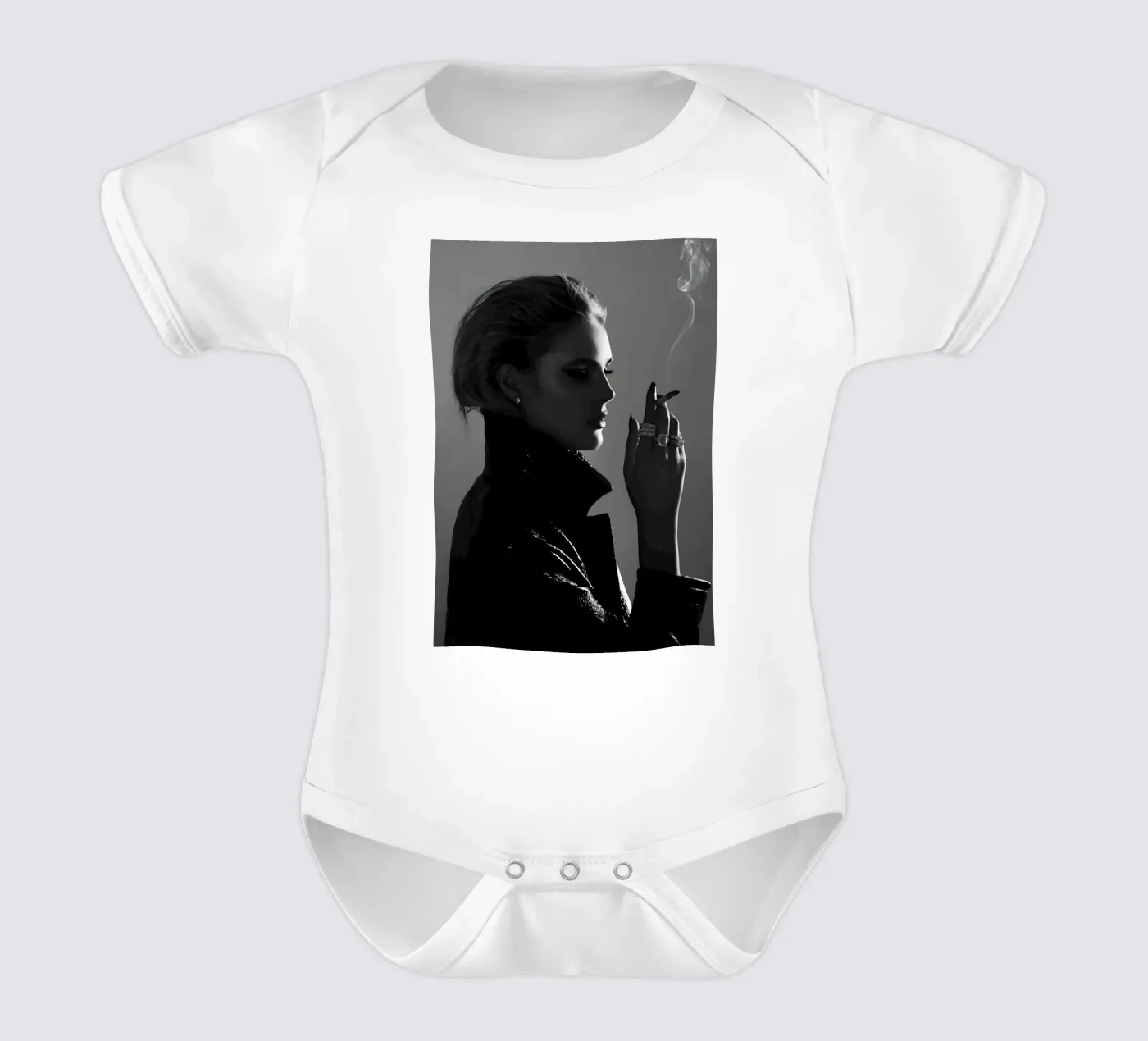 Smoke and Profile body bébé de Galery Vintage