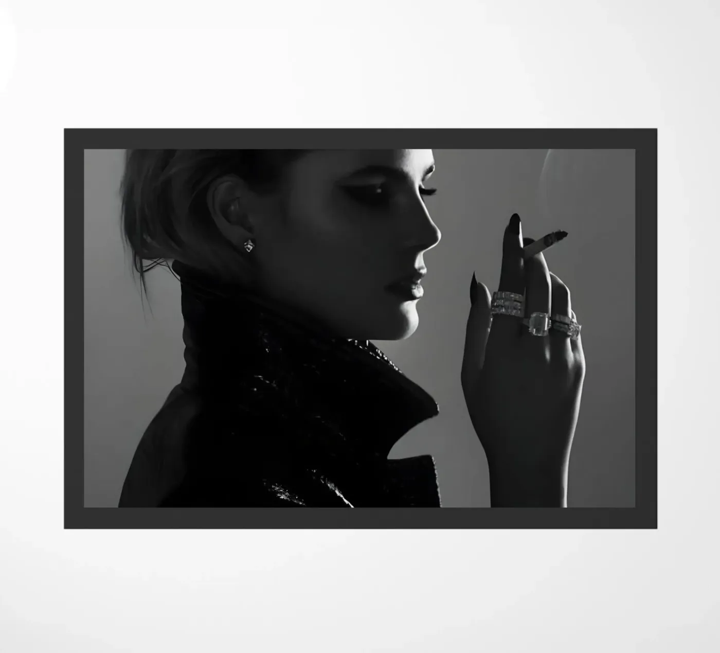 Smoke and Profile zerbino da Galery Vintage