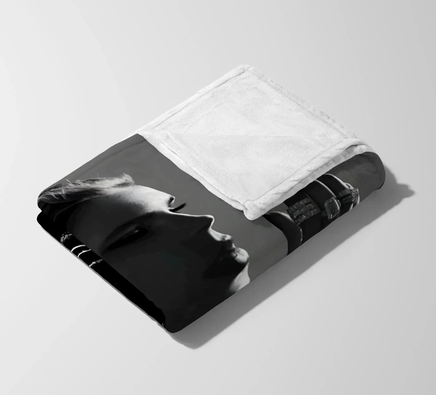 Fumo e profilo coperta in pile da Galery Vintage