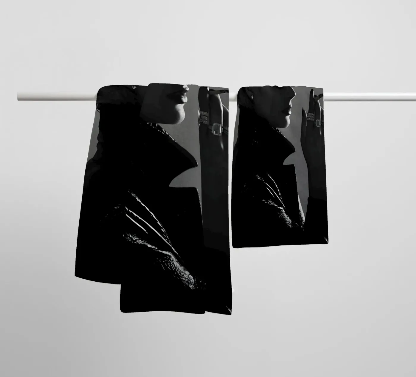 Fumo e profilo asciugamano da bagno da Galery Vintage