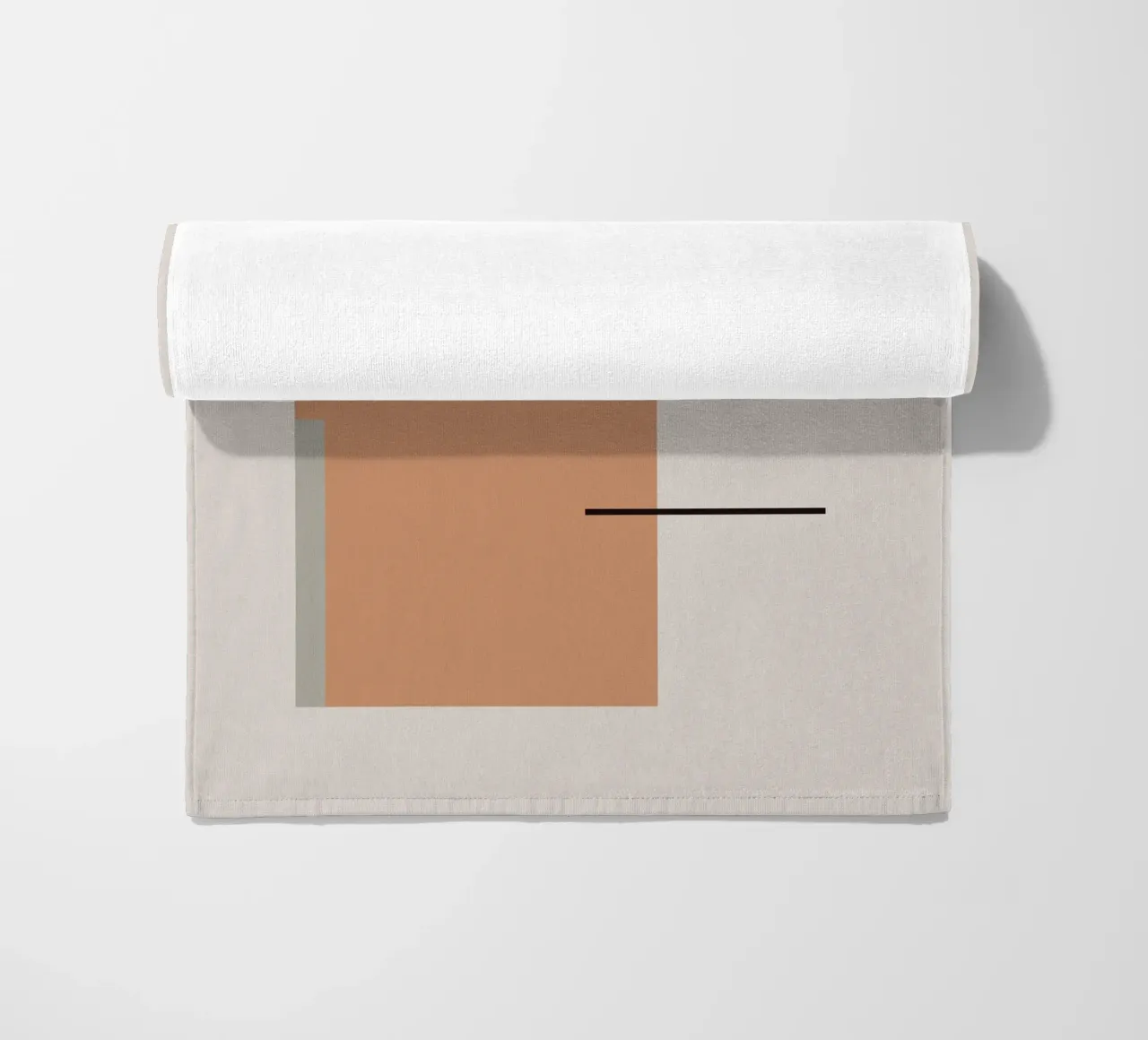 Eenvoudige harmonie - Abstracte compositie strandhanddoek van KHouse Studio