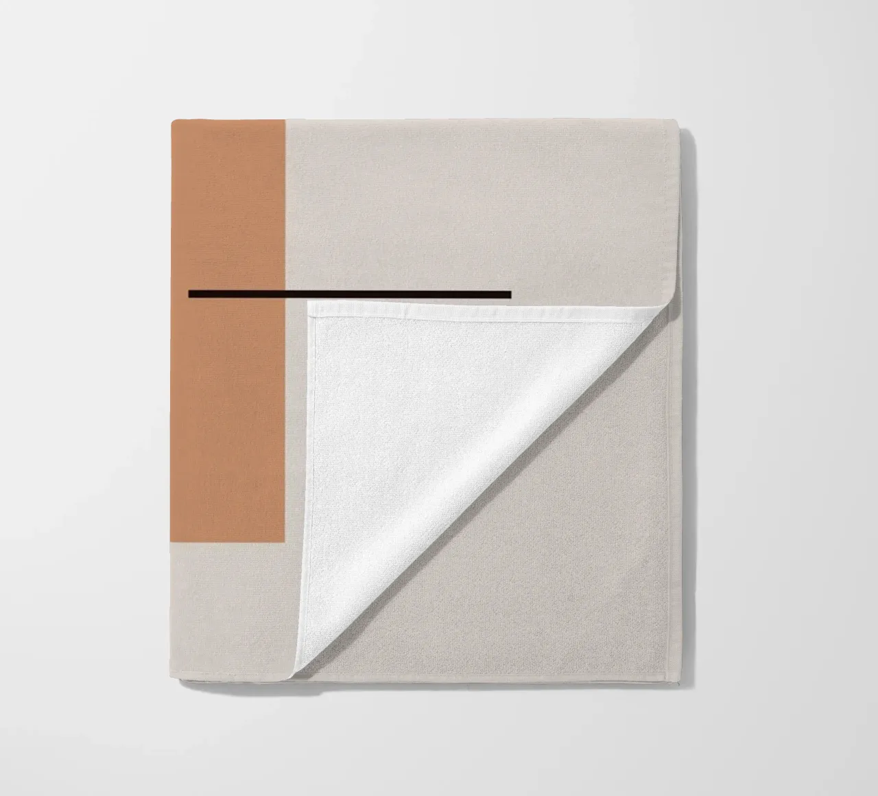 Eenvoudige harmonie - Abstracte compositie strandhanddoek van KHouse Studio