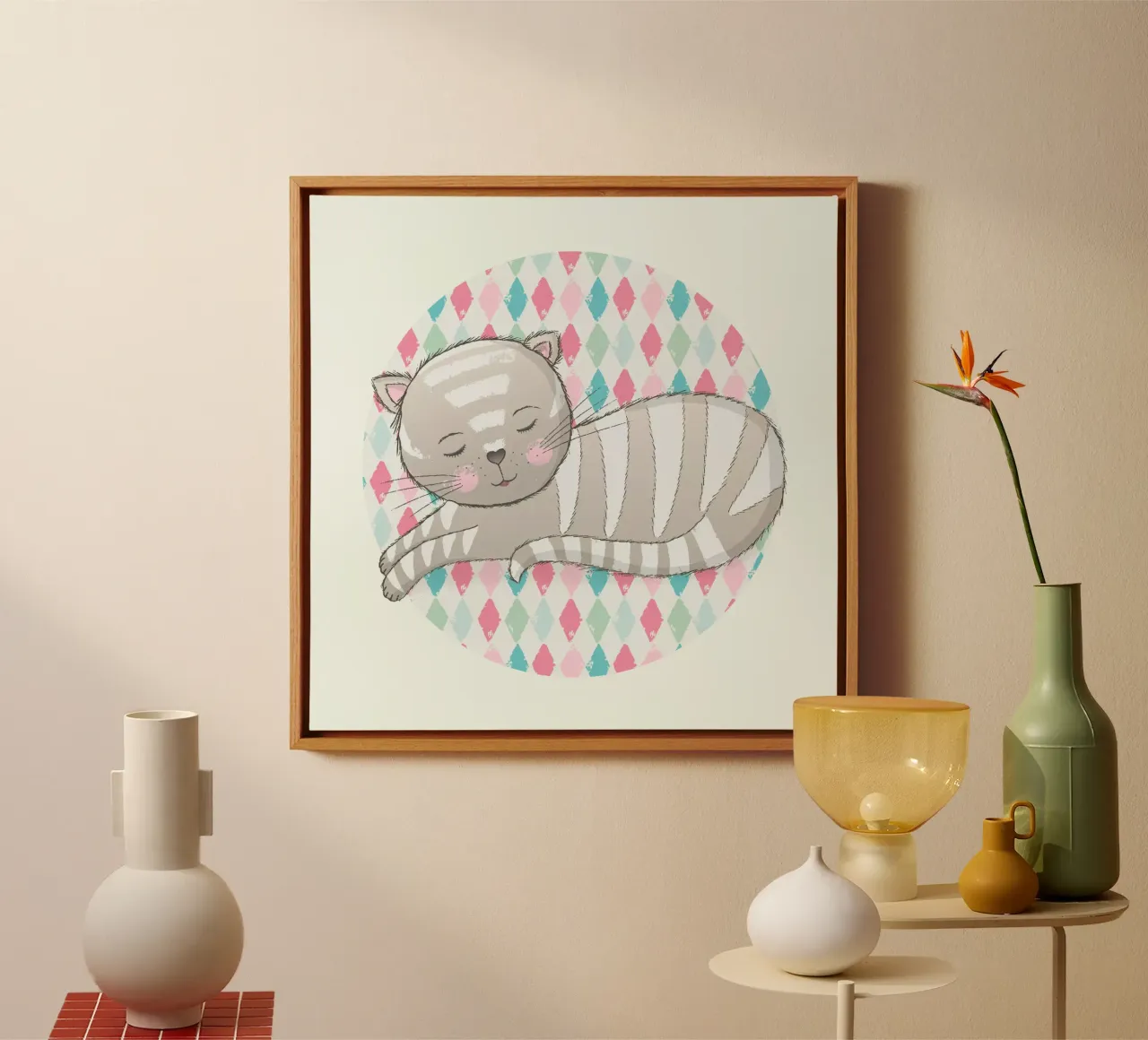 Simpatico gatto che dorme sulla sua morbida coperta. tela con Cornice a cassetta da CalliLetters